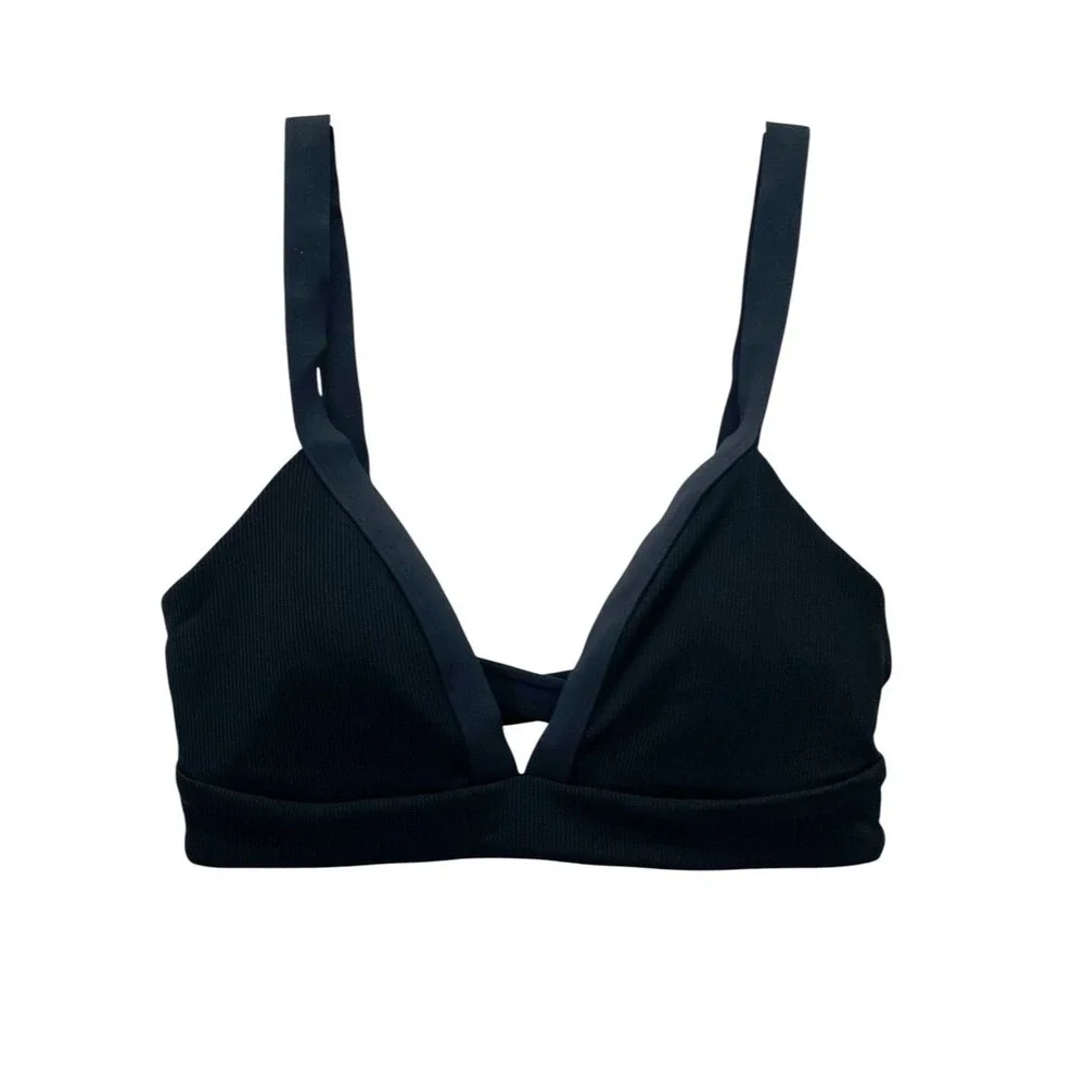 NWT L*Space Vera Bikini Top Size Medium Black Ribbed Deep V Crisscross Back Swim
